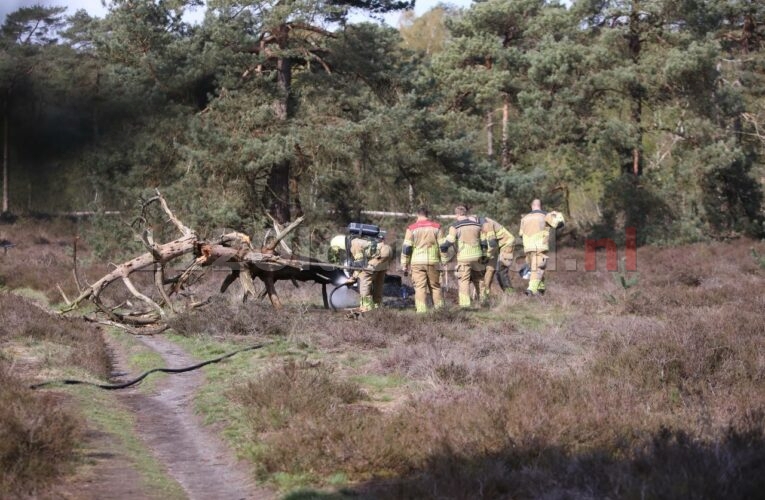 Foto en video: Brandweer rukt uit voor heidebrand op het Hulsbeek