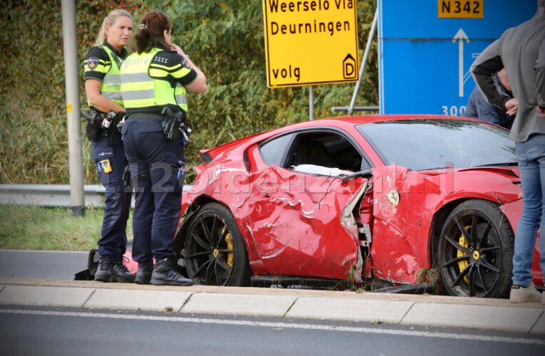 VIDEO: Ongeval met Ferrari van ruim €445.000,- in Oldenzaal