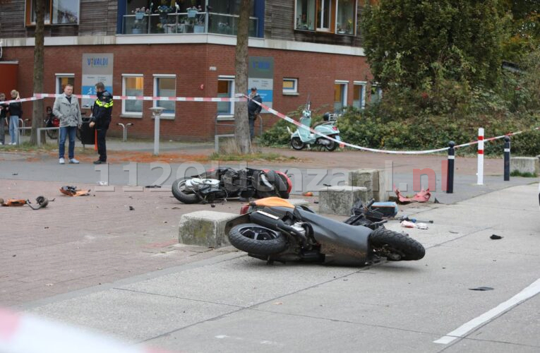 Twee scooterrijders gewond na frontale botsing in Oldenzaal